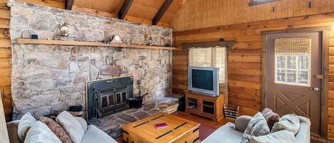 TV, fireplace, offices