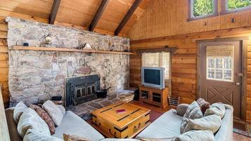 TV, fireplace, offices