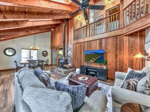 TV, fireplace - Prospector Remodeled 3BR 2BA (South Lake Tahoe)