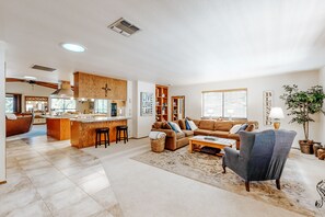 TV, books - Spacious, family-friendly home w/ a gourmet kitchen, multiple decks, & free WiFi (Groveland)