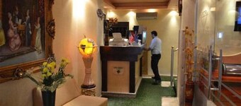 Smerald Hotel