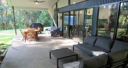 THE GLEN - 3 BEDROOM RAINFOREST RETREAT