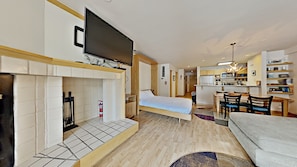 Lägenhet - 2 queensize-sängar - utsikt mot resort (Liftside 205) | Exteriör