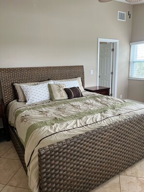 4 bedrooms, WiFi, bed sheets - Florida keys Waterfront,Forever Summer (Summerland Key)