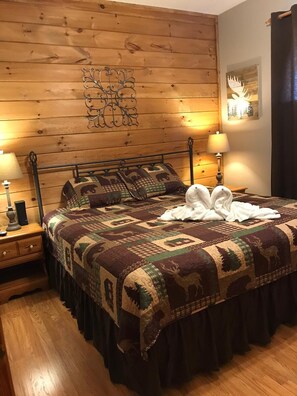 4 chambres, fer et planche à repasser, Wi-Fi, draps fournis