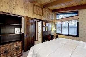 4 bedrooms, internet, bed sheets