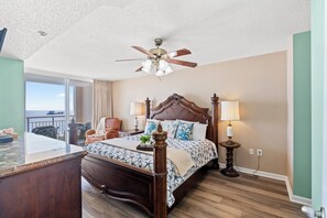 3 bedrooms, free WiFi, wheelchair access - Upgraded Unit good for Mobility Issues - SSV0606 - Ocean Front Condo (North Myrtle Beach)