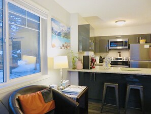 Interior detail - Banff Boundary Lodge 2 BR Condo & studio (Harvie Heights)