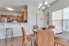 Dining - Private Patio + Yard: Home By Tinker & Hospitals! (Oklahoma City)
