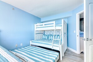 3 makuuhuonetta, ilmainen Wi-Fi, vuodevaatteet