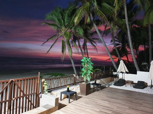 La Perla Playa Azul, Beachfront Bungalows, #2