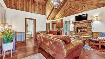 Flat-screen TV, fireplace