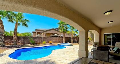 Cozy Island House with Heated Pool