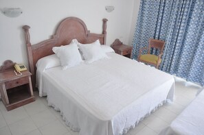 Room - Neptuno (Sant Antoni de Portmany)