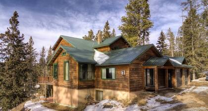 Lost Camp Lodge just a few blocks from Terry Peak