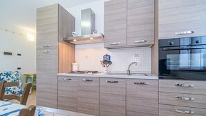 Private kitchen - Apartment in villa 2 to 4 persons with large garden "stella" (Capoliveri)