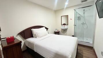 Standard Single No Window with Private Shower and Shared Toilet | Desk, free WiFi, bed sheets