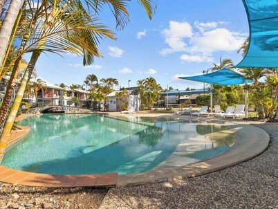 Unit 21 - 2 Bedroom Villa in Tropical Resort in Noosaville