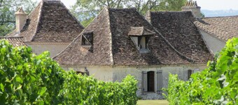 Luxury gite for adult couples, peaceful, open views, large swimming pool