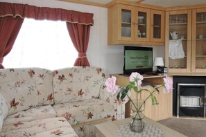 Smart TV - Mobile Home in Kolczewo near Baltic Beaches (Kolczewo)