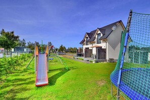 Children’s area - Holiday cottages, close to the beach, Ustronie (Ustronie Morskie)