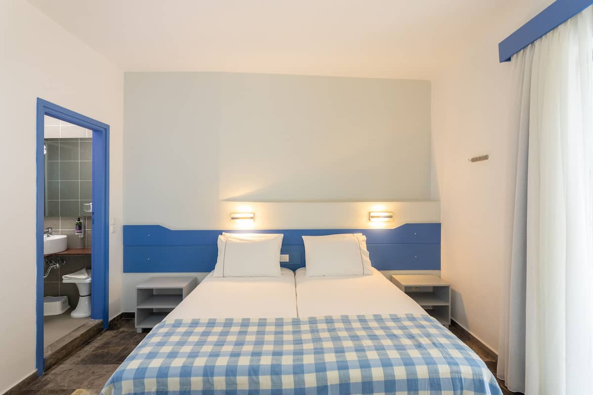 Two Bedroom Apartment | Desk, soundproofing, iron/ironing board, free cribs/infant beds