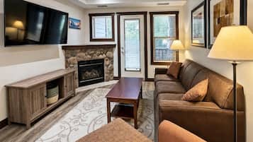 TV, fireplace