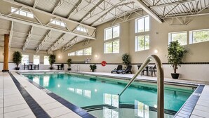 Pool - 1 BDRM / King / AC / Hot Tub & Pool (Fernie)