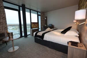 全景双人房 | 笔记本电脑工作区、隔音、免费 WiFi、床单