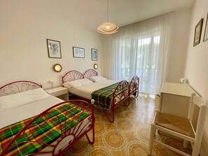 2 bedrooms