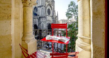 Bordeaux historic center, A-C, Terrace & Parking