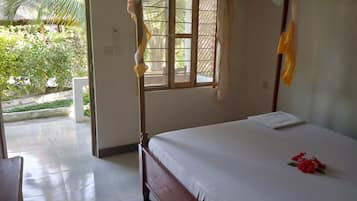 Premium bedding, in-room safe, individually furnished, desk
