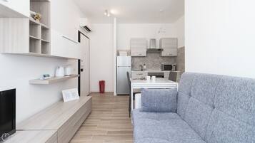 Apartment (1 Bedroom) | Interior