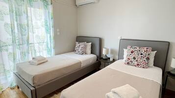 Superior Apartment | 2 bedrooms, in-room safe, desk, laptop workspace