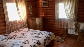 5 bedrooms, in-room safe, iron/ironing board, WiFi