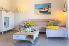 Fernseher, Stereoanlage