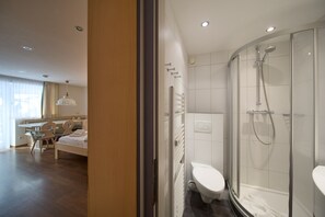 Shower, toilet paper