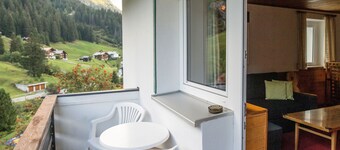 5301 Dagmar im Alpenhaus Montafon