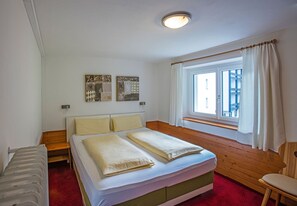 1 camera, Wi-Fi gratuito
