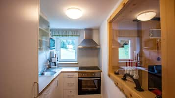 Køleskab, mikrobølgeovn, ovn, opvaskemaskine