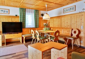 Dining - 5105 Birgit "105" (Gargellen)