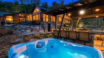 Bañera de hidromasaje exterior