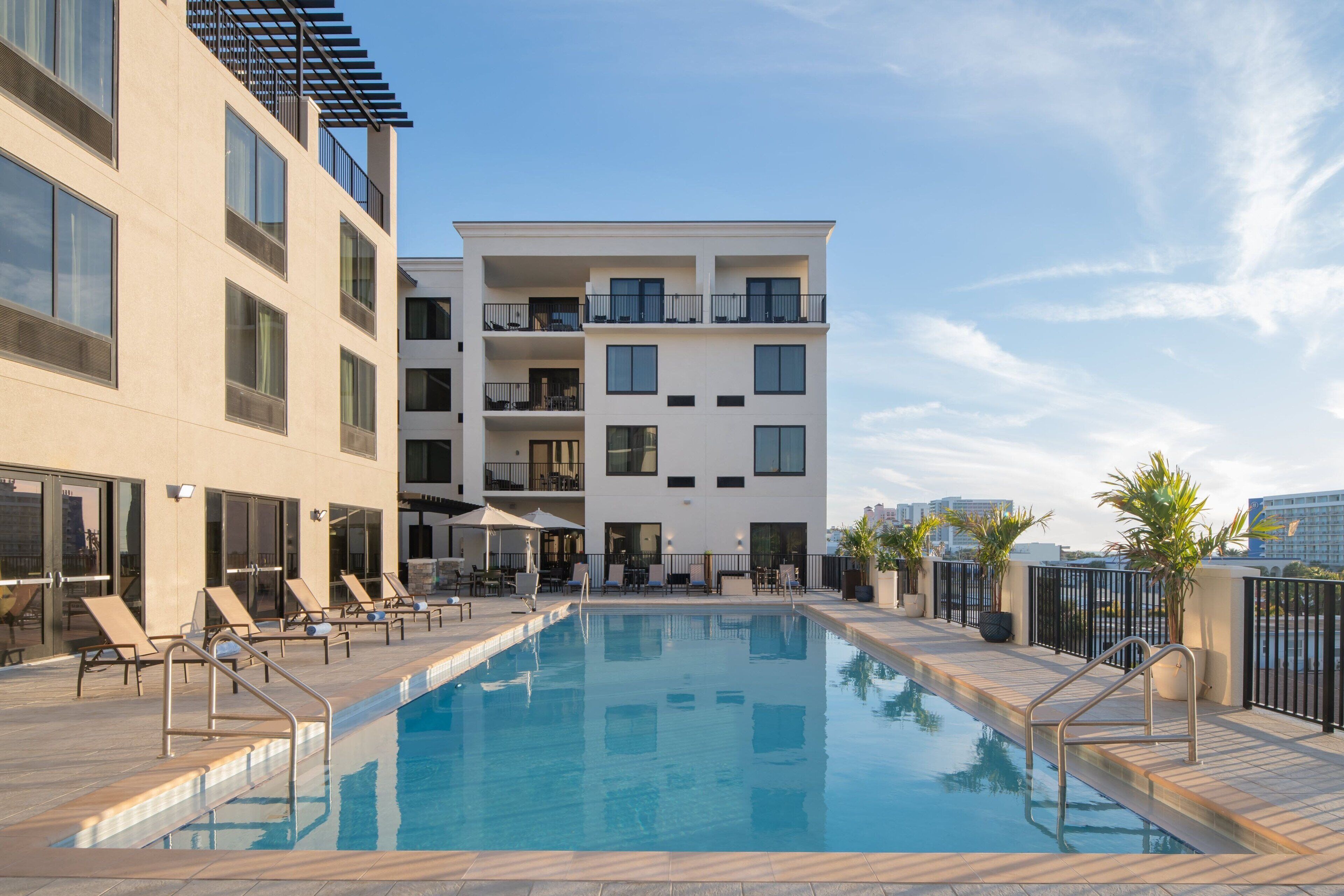 outdoor pool, pool loungers