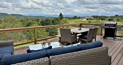 Stunning Views on 10 Acres + Biltmore Pass | Peaceful Artist's Retreat