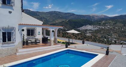 Villa with Amazing Views