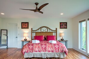 5 chambres, bureau, fer et planche à repasser, lit parapluie