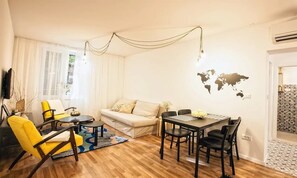 Standard Apartment | Living area | 30-inch flat-screen TV with cable channels, TV - Batchae apartment (Split)