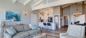 Ocean front with Morro Rock views:  2Bdrm Condo at Salty Sister