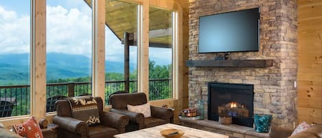 Una televisión, una chimenea, videojuegos