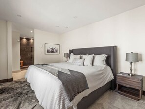 3 Schlafzimmer, Bügeleisen/Bügelbrett, Reisekinderbett, WLAN